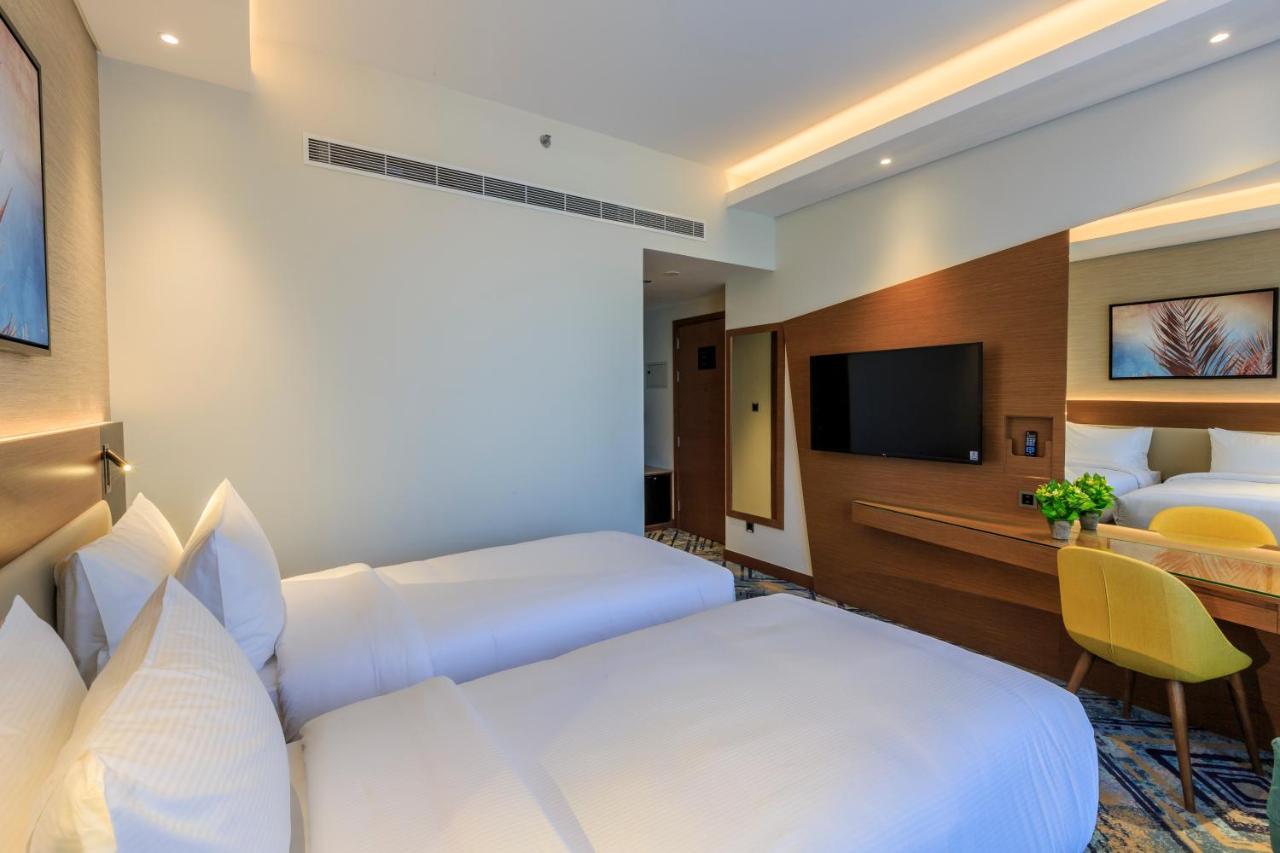 S19 Hotel-Al Jaddaf Metro Station Dubai Exterior photo